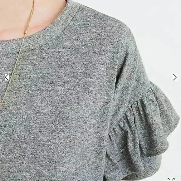 Madewell Ruffle Sleeve blouse relaxed fit, comfortable material, classy #M0079 - Picture 3 of 10